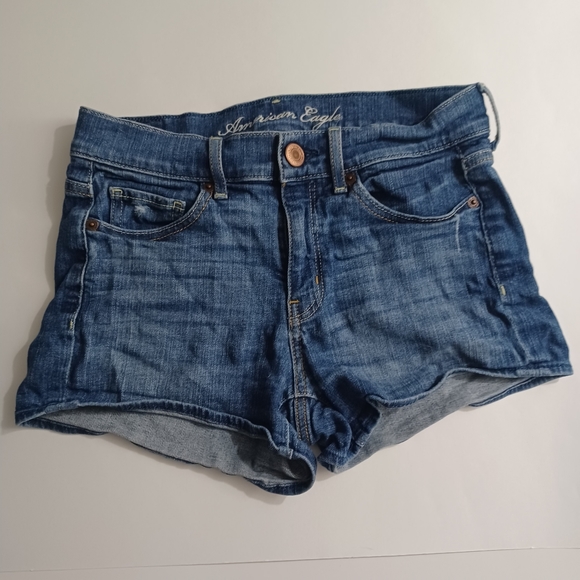 American Eagle Denim Shorts Size 2 Blue -Slightly Distressed -Stretch -AEO - Picture 11 of 12